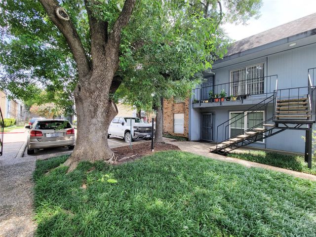 6202 Skyline 32, Houston, TX 77057