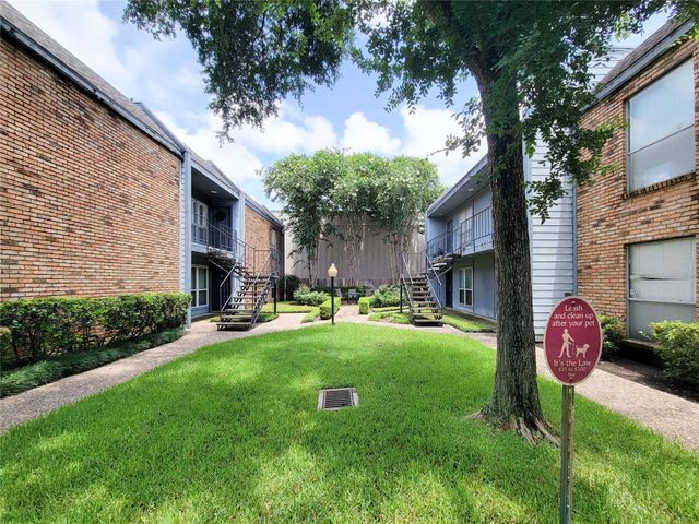 6202 Skyline 32, Houston, TX 77057