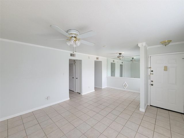 6202 Skyline 32, Houston, TX 77057