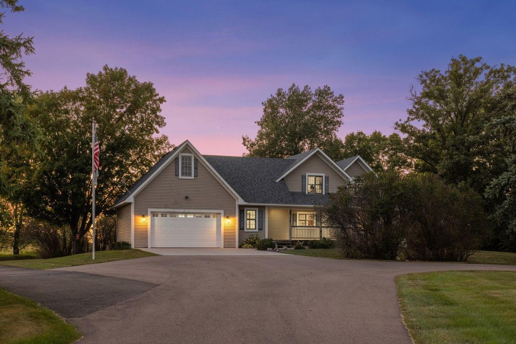 7008 Cavanaugh Green, Greenfield, MN 55373 — photo 3