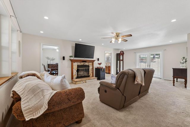 3597 Camino Hills Dr, Camino, CA 95709