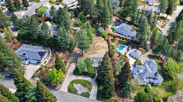 3597 Camino Hills Dr, Camino, CA 95709
