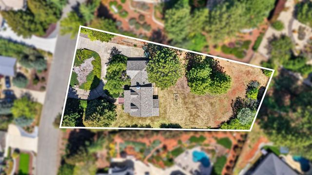 3597 Camino Hills Dr, Camino, CA 95709