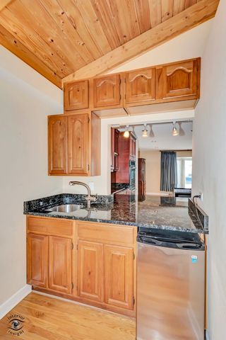 2815 Helen Drive, Glenview, IL 60025