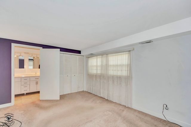 2815 Helen Drive, Glenview, IL 60025