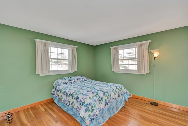 2815 Helen Drive, Glenview, IL 60025