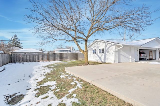 2815 Helen Drive, Glenview, IL 60025