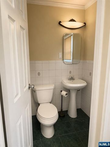 88 Union Place, Ridgefield Park, NJ 07660