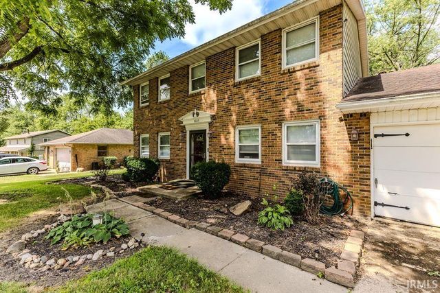 1605 N Magnolia Lane, Muncie, IN 47304