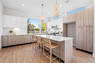 1702 Bringhurst Street B, Houston, TX 77020