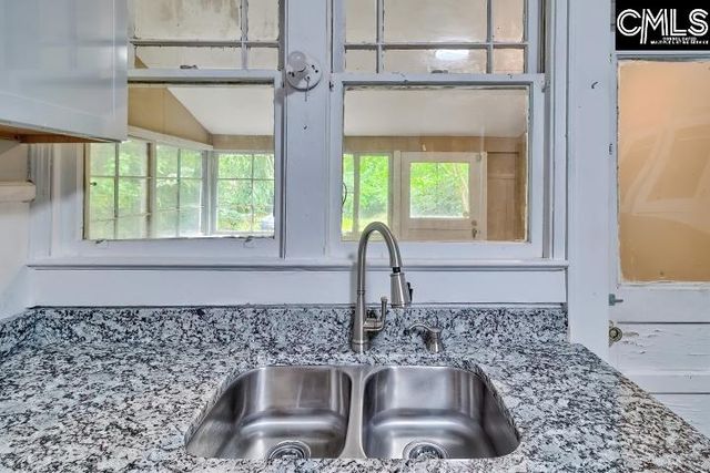 209 W Moultriie Street, Winnsboro, SC 29180