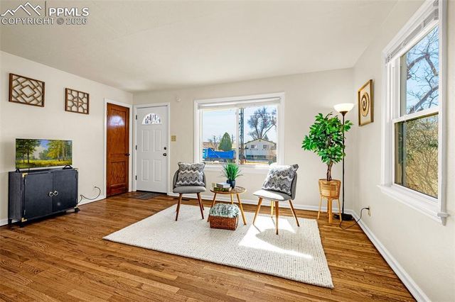 1124 E Las Animas Street, Colorado Springs, CO 80910