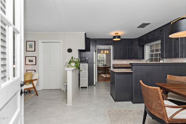 1006 W Divine Street, Dunn, NC 28334