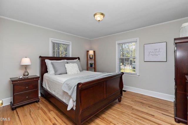 1006 W Divine Street, Dunn, NC 28334