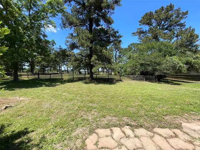 19439 Keenan Cut Off Road, Montgomery, TX 77316