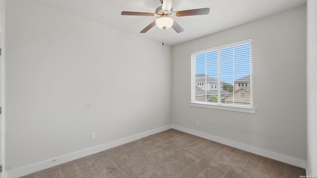 740 GRISTMILL DR, New Braunfels, TX 78130