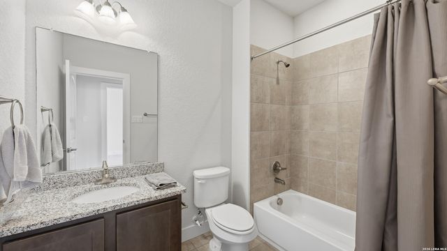 740 GRISTMILL DR, New Braunfels, TX 78130