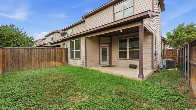 740 GRISTMILL DR, New Braunfels, TX 78130