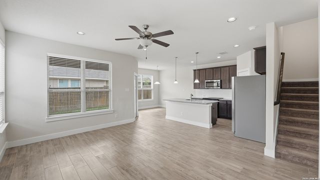 740 GRISTMILL DR, New Braunfels, TX 78130