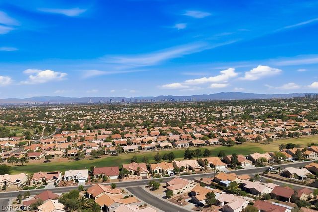 10009 Keysborough Drive, Las Vegas, NV 89134