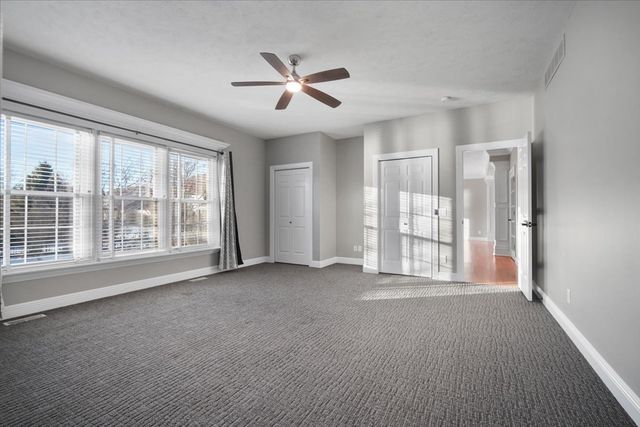 1410 Broad Creek Road, Bloomington, IL 61704