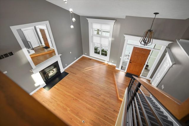 1410 Broad Creek Road, Bloomington, IL 61704