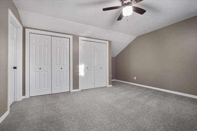 1410 Broad Creek Road, Bloomington, IL 61704