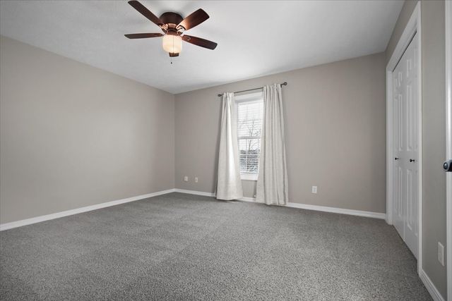 1410 Broad Creek Road, Bloomington, IL 61704