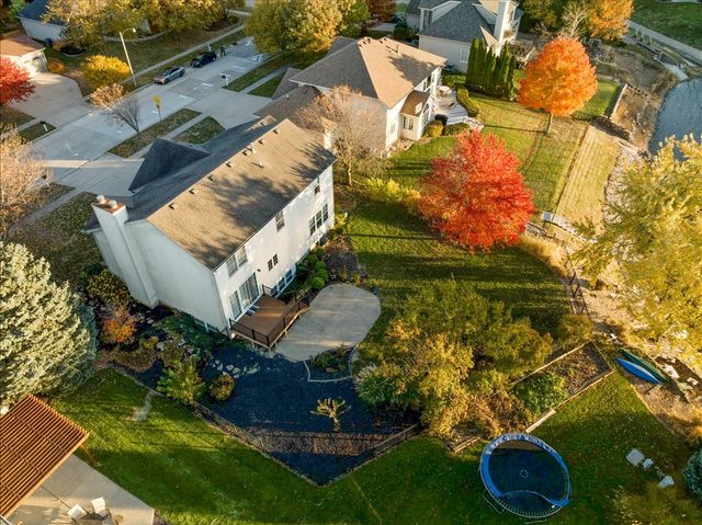 1410 Broad Creek Road, Bloomington, IL 61704