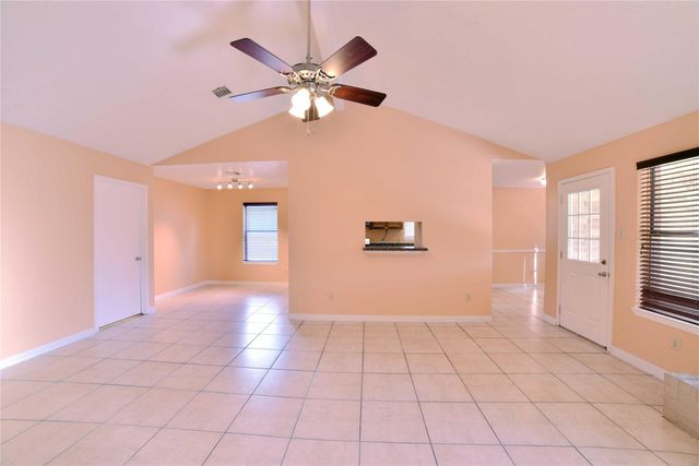 470 Buoy Road, Houston, TX 77598