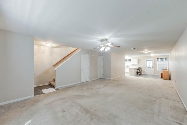 211 Greenbriar Dr, Houma, LA 70364