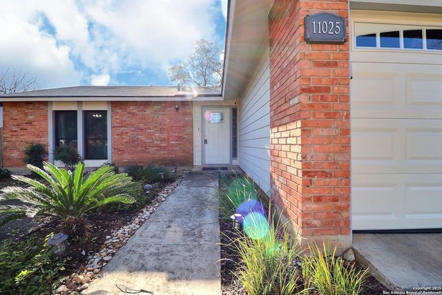 11025 White Sands, Live Oak, TX 78233