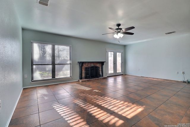 11025 White Sands, Live Oak, TX 78233