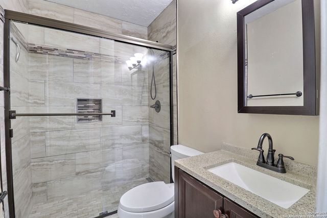 11025 White Sands, Live Oak, TX 78233