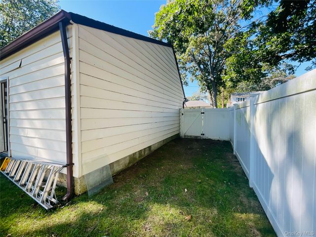 2306 Fowler Street, North Bellmore, NY 11710