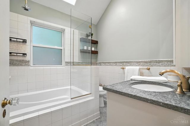 2922 Utopia Place, Cincinnati, OH 45208