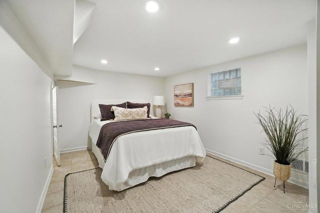 2922 Utopia Place, Cincinnati, OH 45208