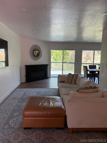 6968 Camino Amero, San Diego, CA 92111