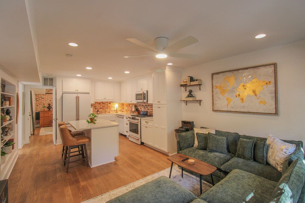 52 Chapel Street A, Charleston, SC 29403