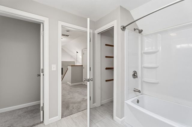 48 Perkins Ct 48, Haverhill, MA 01832