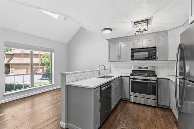 48 Perkins Ct 48, Haverhill, MA 01832