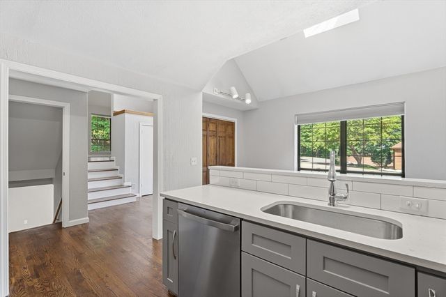 48 Perkins Ct 48, Haverhill, MA 01832