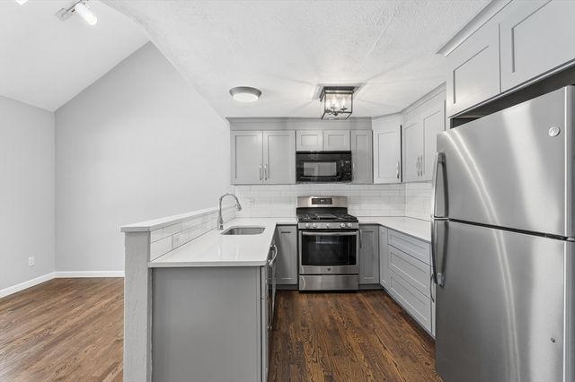 48 Perkins Ct 48, Haverhill, MA 01832