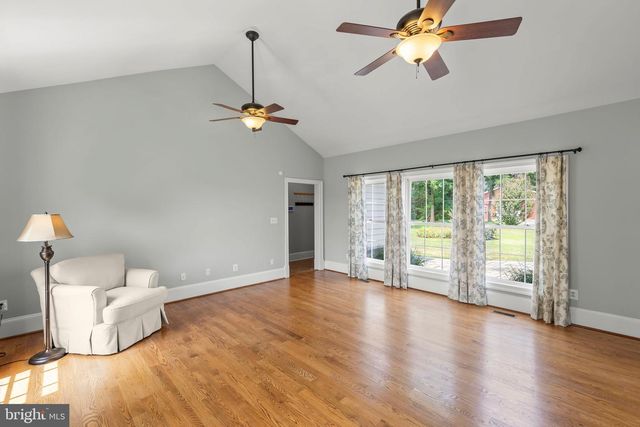 582 MILLER RD, Winchester, VA 22602