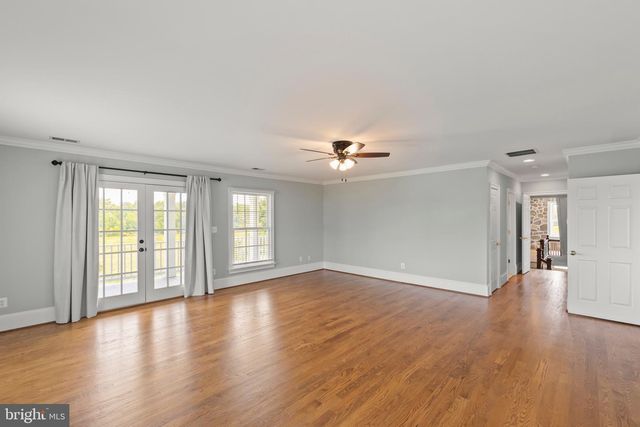 582 MILLER RD, Winchester, VA 22602