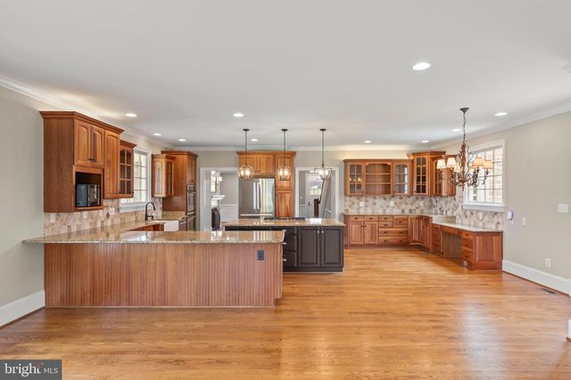 582 MILLER RD, Winchester, VA 22602
