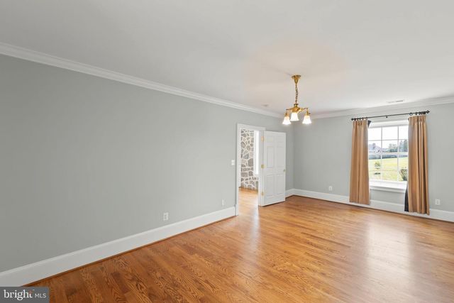 582 MILLER RD, Winchester, VA 22602