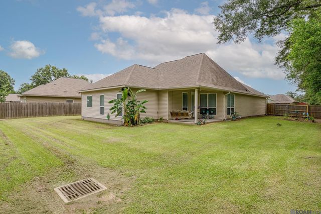 33773 Blue River Dr, Denham Springs, LA 70706