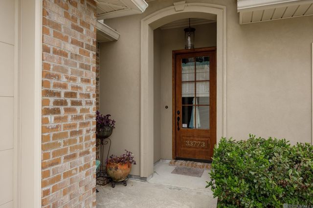 33773 Blue River Dr, Denham Springs, LA 70706