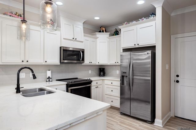 33773 Blue River Dr, Denham Springs, LA 70706